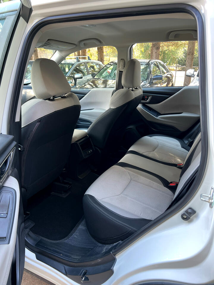 Subaru Forester Base 2023