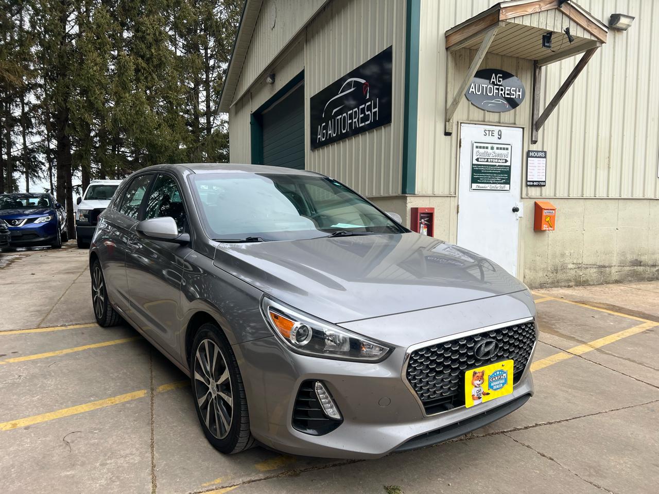 2020 Hyundai Elantra GT Base 6A