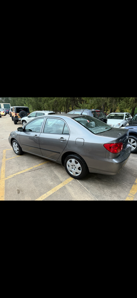 Toyota Corolla CE 2004