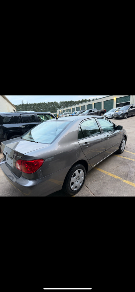 Toyota Corolla CE 2004