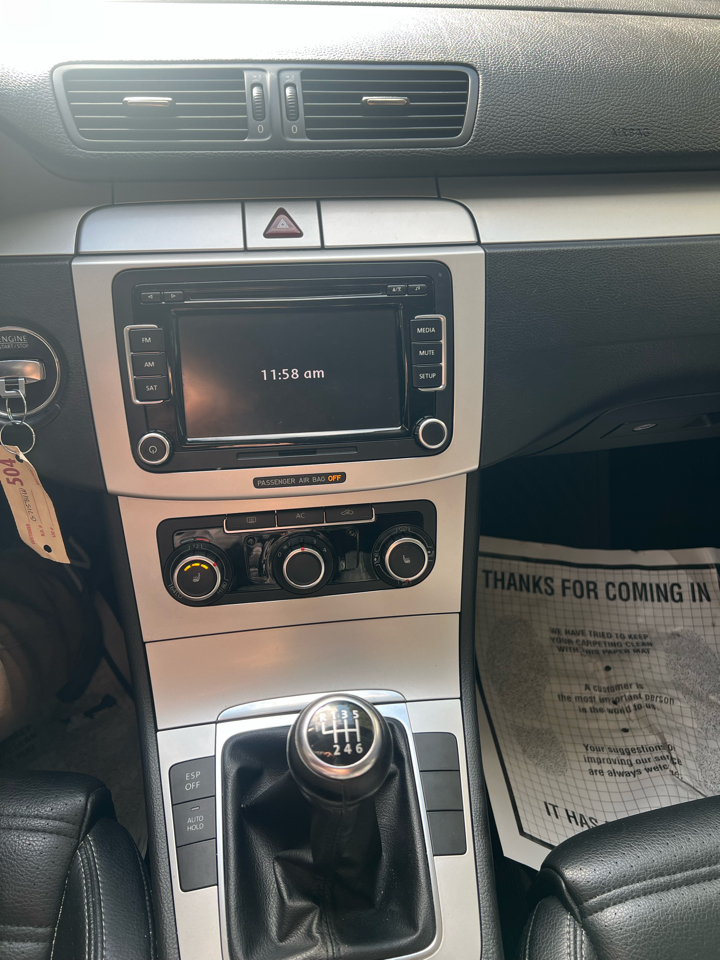 Volkswagen CC Sport 2011