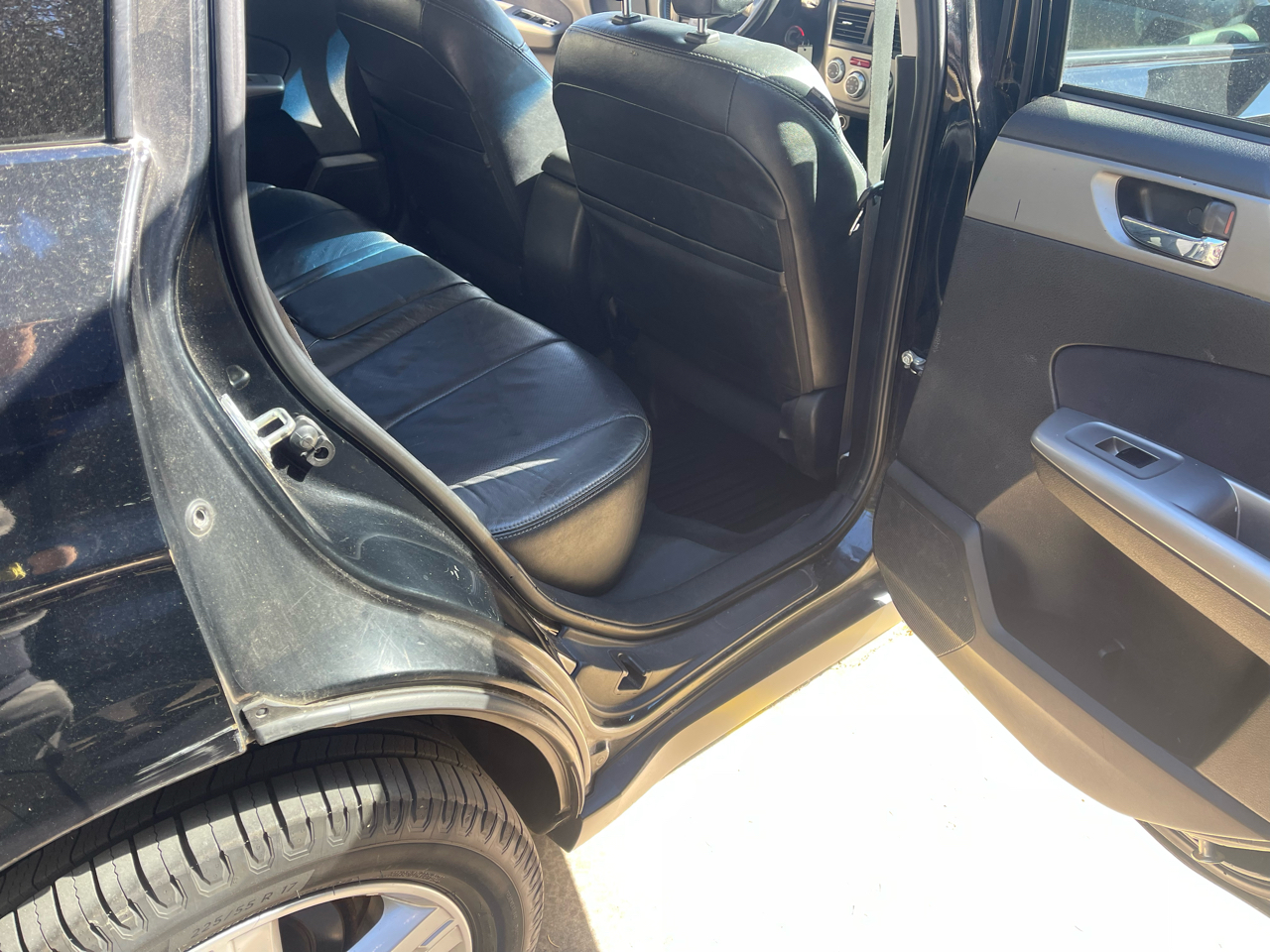 Subaru Forester 2.5X Limited 2010