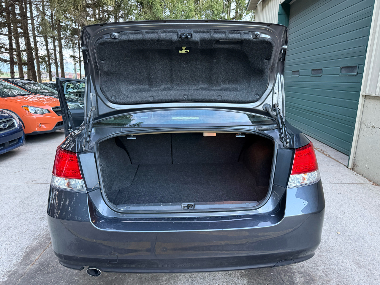 Subaru Legacy 2.5i Premium 2013