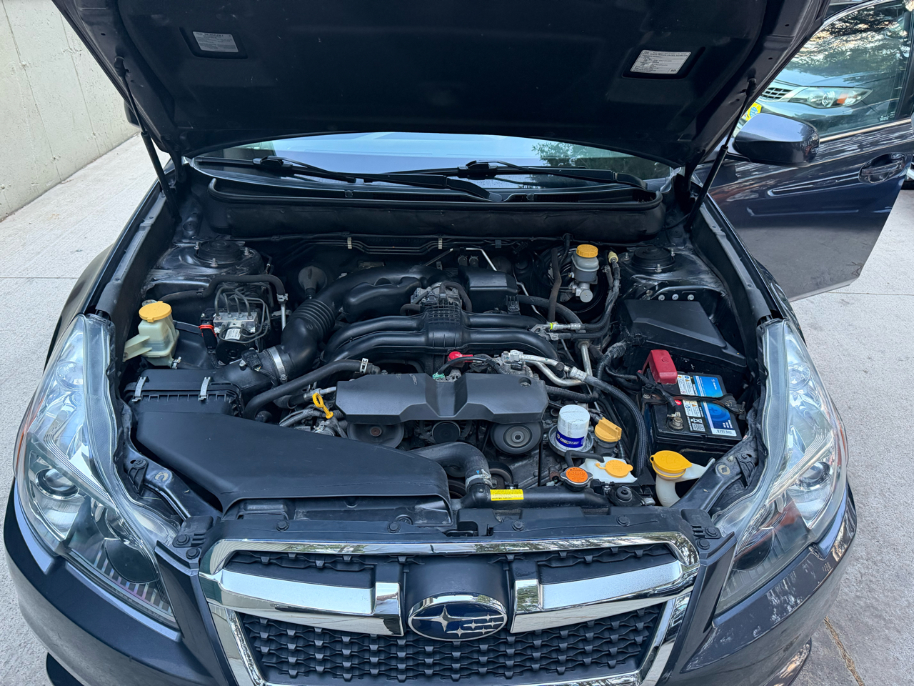 Subaru Legacy 2.5i Premium 2013