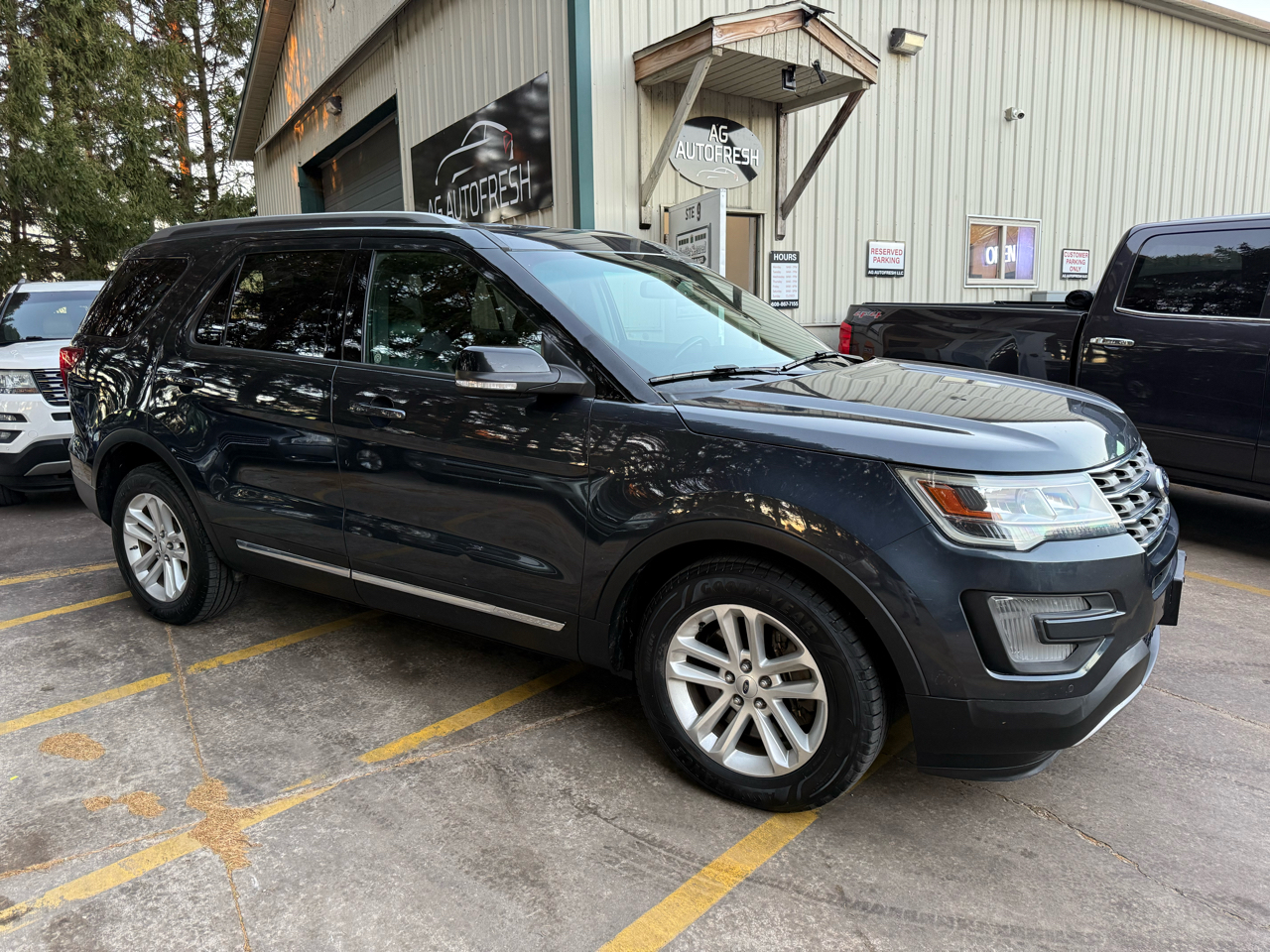 2017 Ford Explorer XLT FWD