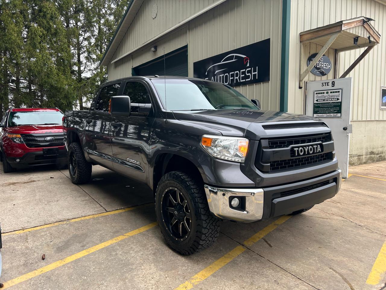 2016 Toyota Tundra SR5 5.7L V8 CrewMax 4WD