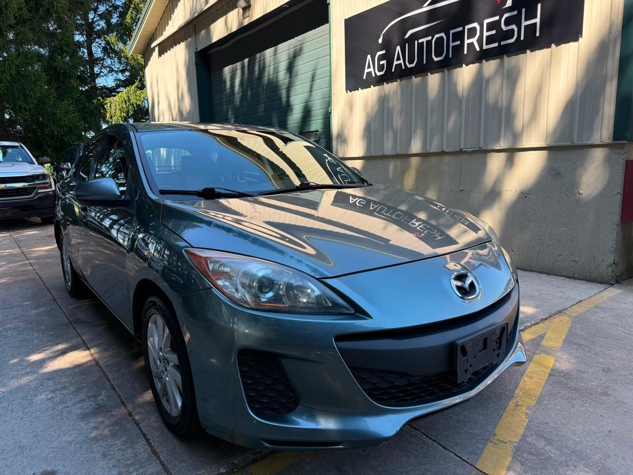 2013 Mazda MAZDA3 4dr Sdn i Touring Auto