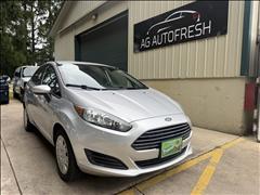 2015 Ford Fiesta 