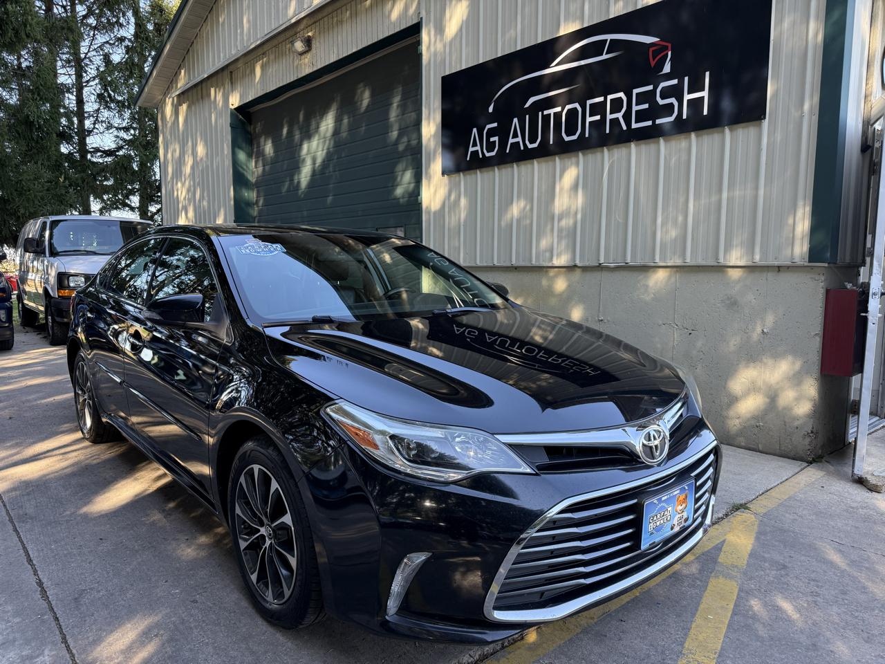2016 Toyota Avalon XLE
