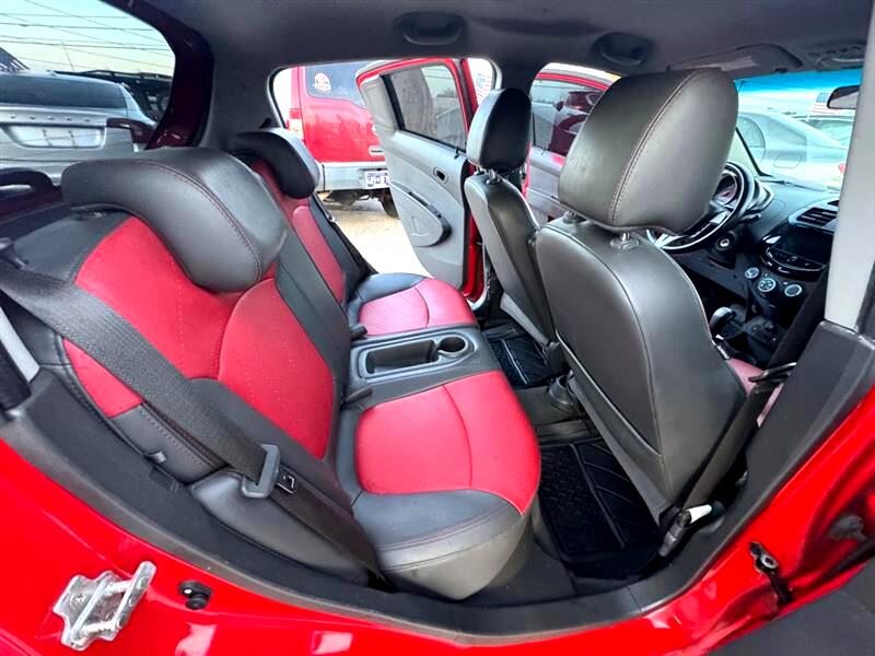 2014 Chevrolet Spark 2LT photo 11