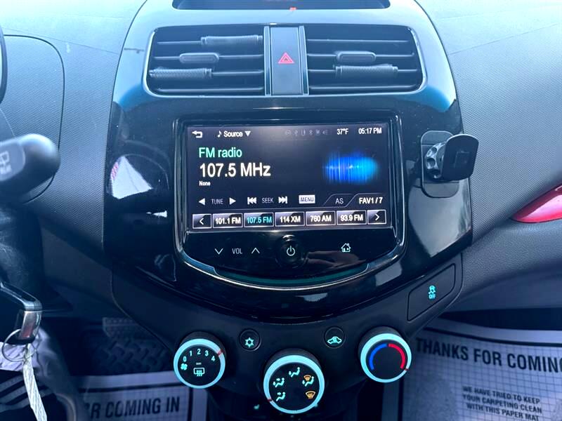 2014 Chevrolet Spark 2LT photo 14
