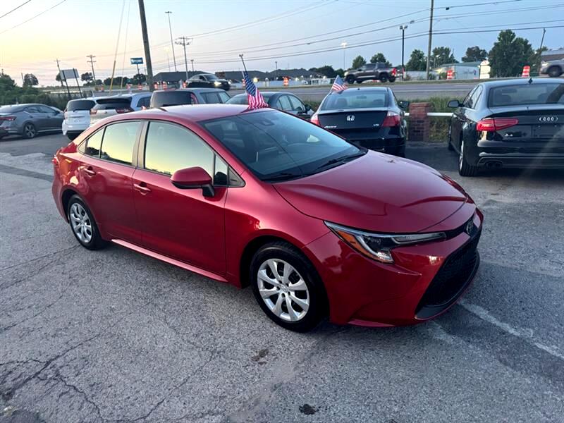 2021 Toyota Corolla LE photo 3
