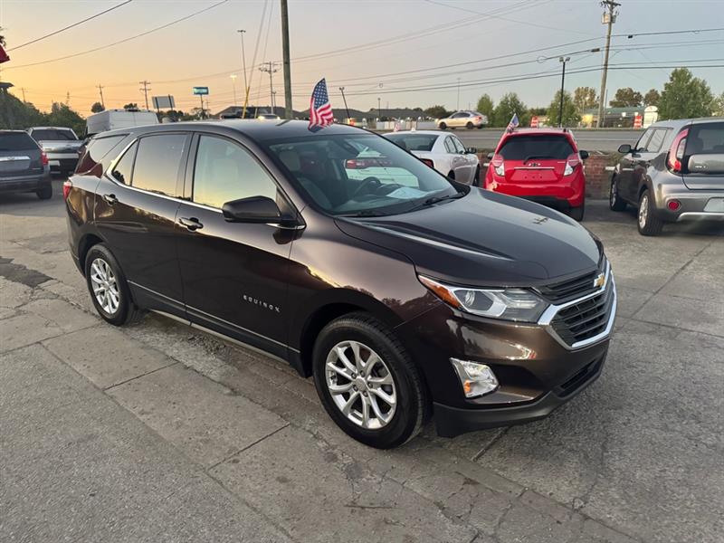 2020 Chevrolet Equinox LT photo 3