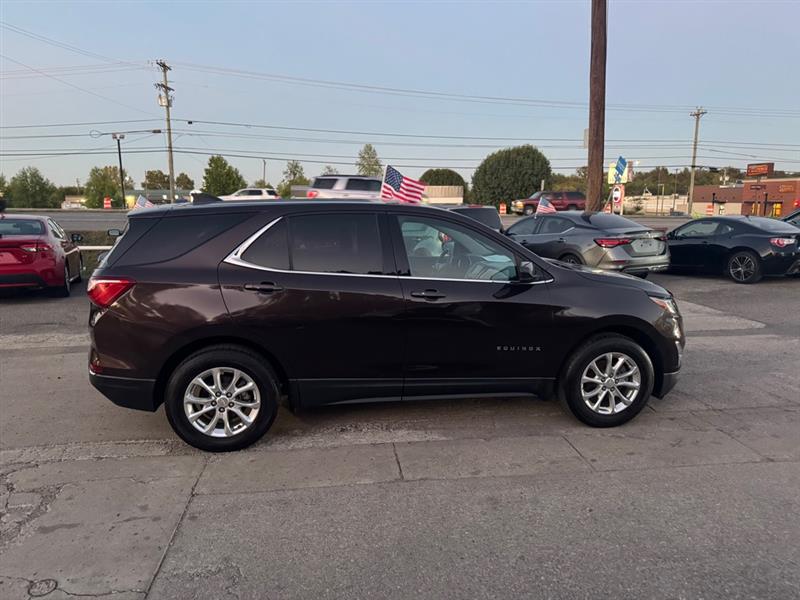 2020 Chevrolet Equinox LT photo 4