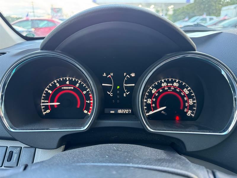 2010 Toyota Highlander SE photo 13