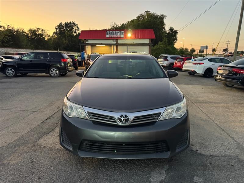 2013 Toyota Camry L photo 2