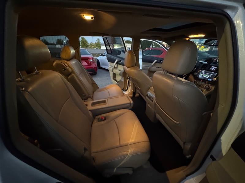 Toyota Highlander Base 2012 Toyota Highlander Base 2012