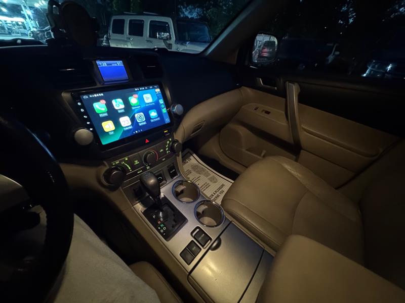 Toyota Highlander Base 2012 Toyota Highlander Base 2012