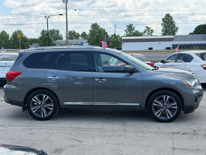 Nissan Pathfinder  2019