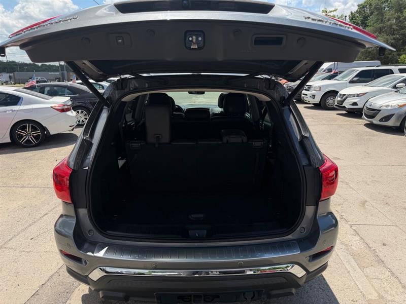 Nissan Pathfinder  2019