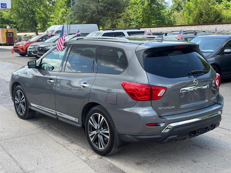 Nissan Pathfinder  2019