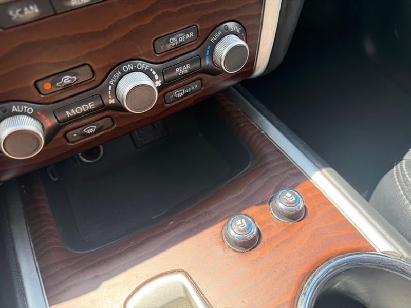 Nissan Pathfinder  2019
