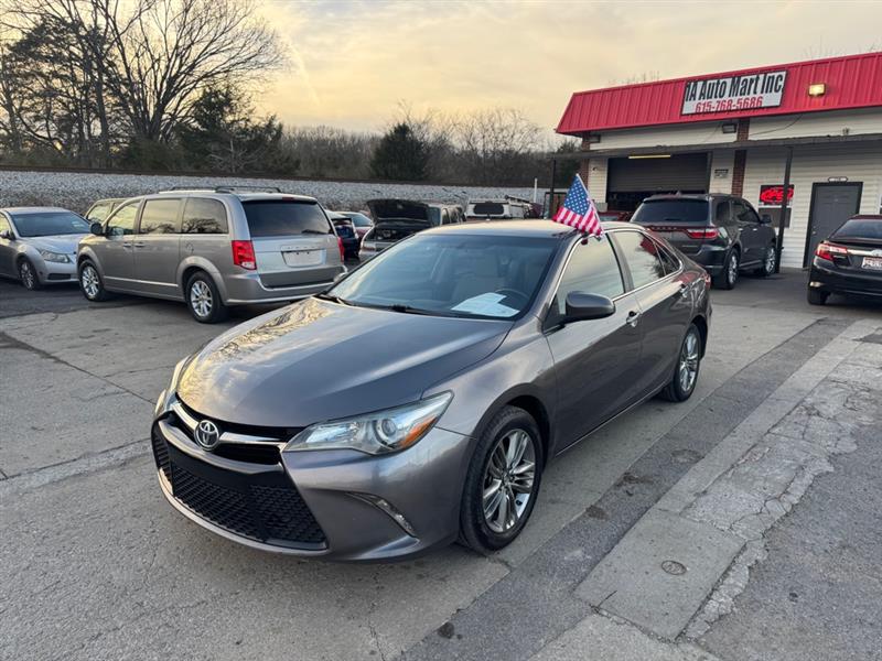Toyota Camry SE 2016