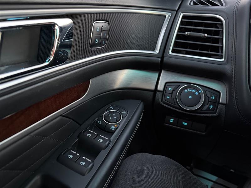 Ford Explorer Platinum 4WD 2016