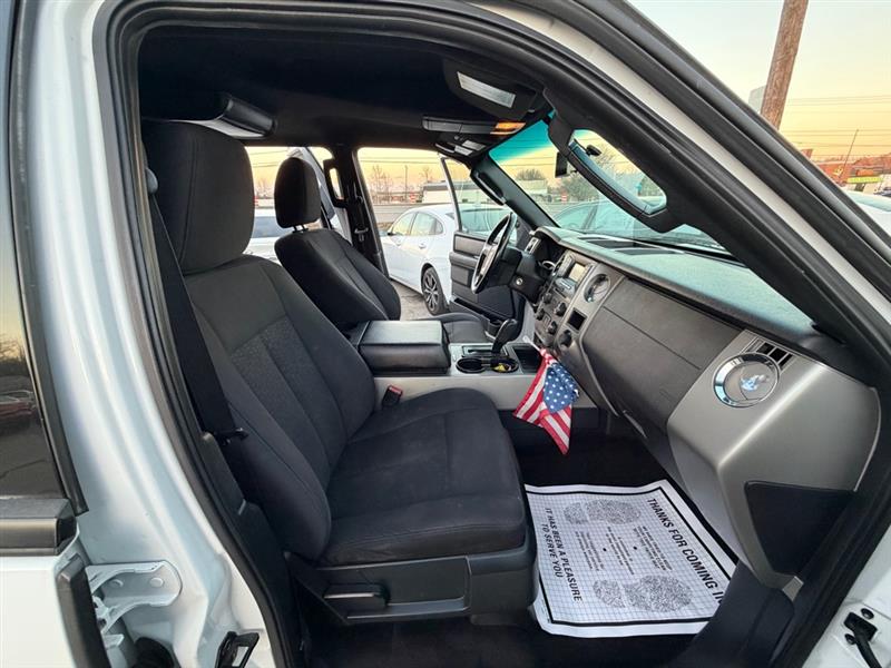 Ford Expedition EL XLT 2015