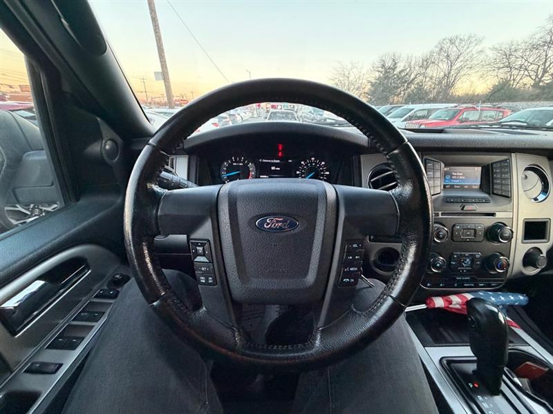 Ford Expedition EL XLT 2015