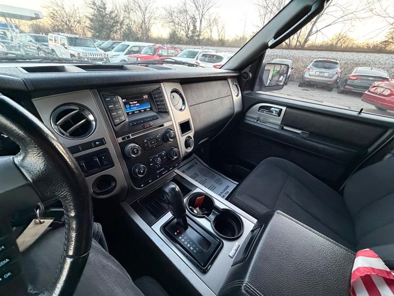 Ford Expedition EL XLT 2015