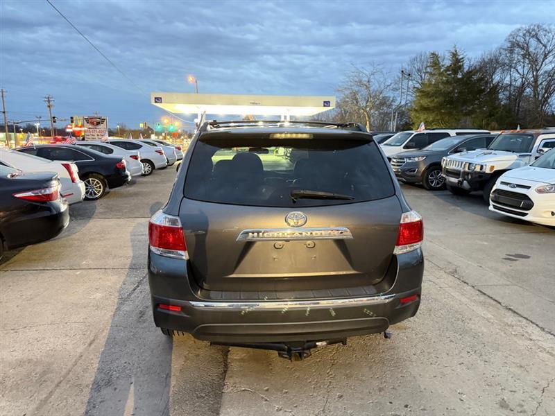 Toyota Highlander  2011