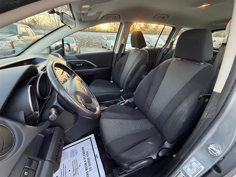 Mazda MAZDA5  2012