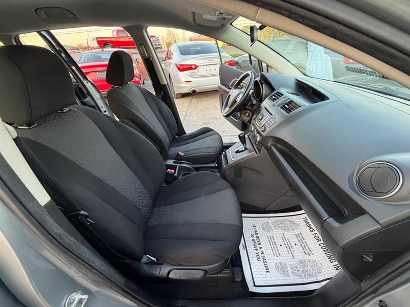 Mazda MAZDA5  2012