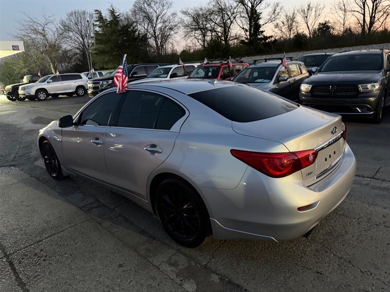 Infiniti Q50  2014