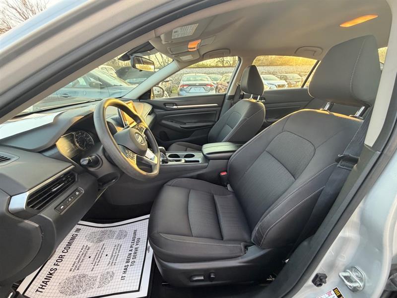 Nissan Altima SV 2022