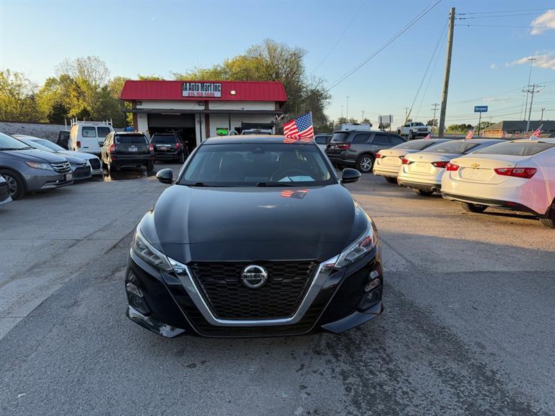 Nissan Altima  2019