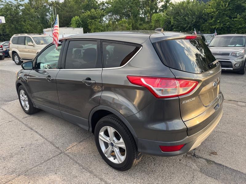 Ford Escape  2015