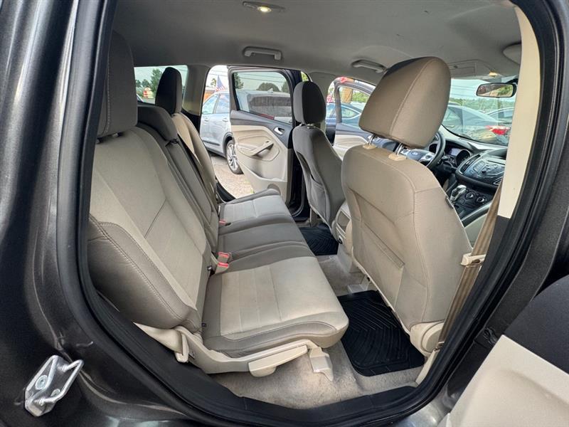 Ford Escape  2015