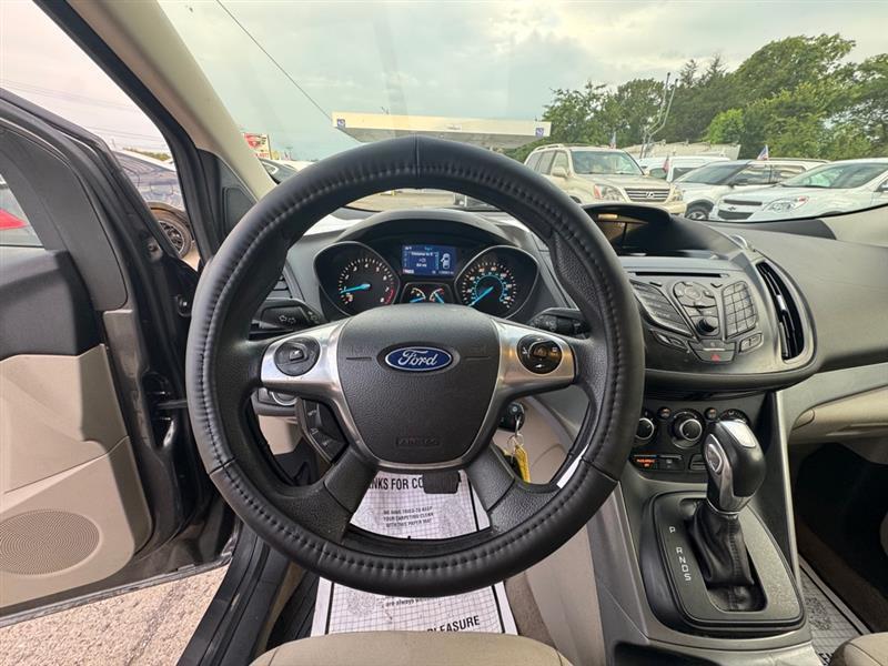 Ford Escape  2015