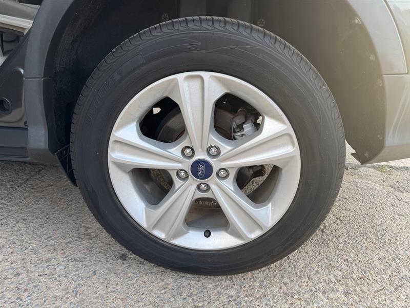 Ford Escape  2015