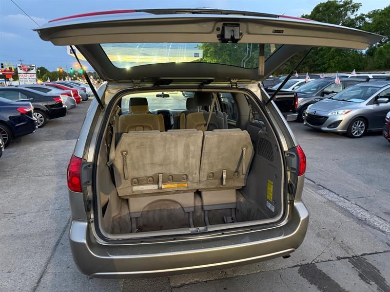 Toyota Sienna  2007