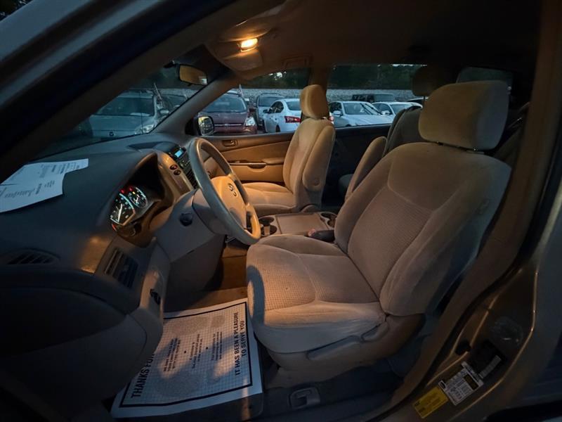 Toyota Sienna  2007