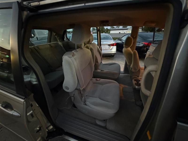 Toyota Sienna  2007