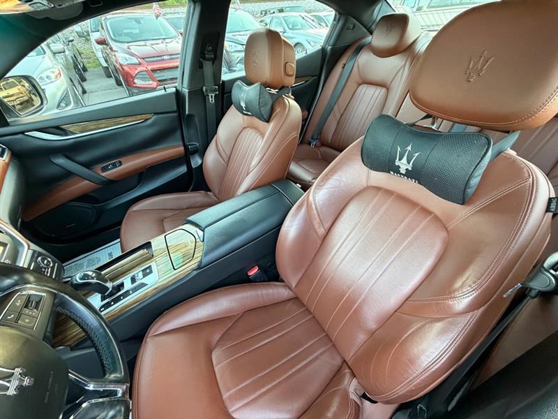 Maserati Ghibli  2016