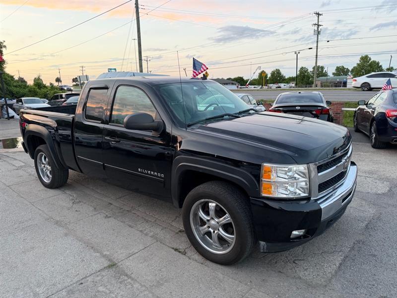 Chevrolet Silverado 1500  2011