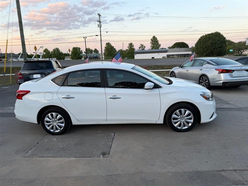 Nissan Sentra S 2018