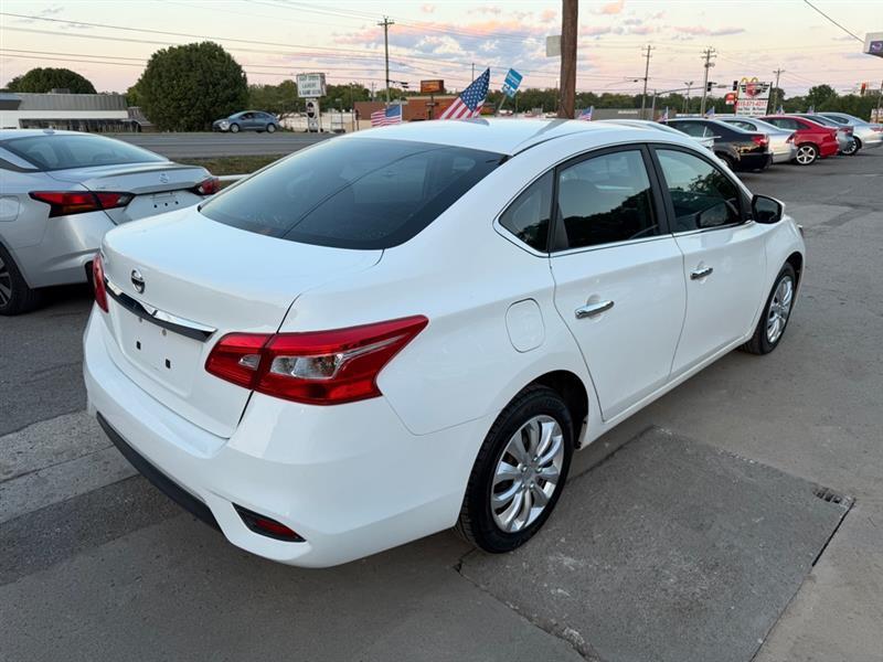 Nissan Sentra S 2018