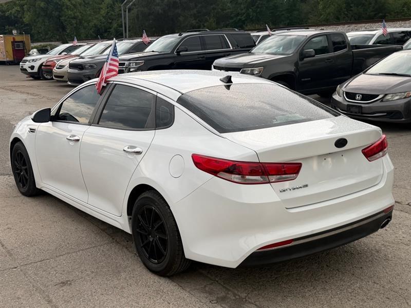 Kia Optima  2016