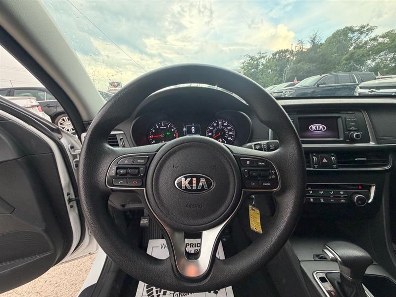 Kia Optima  2016
